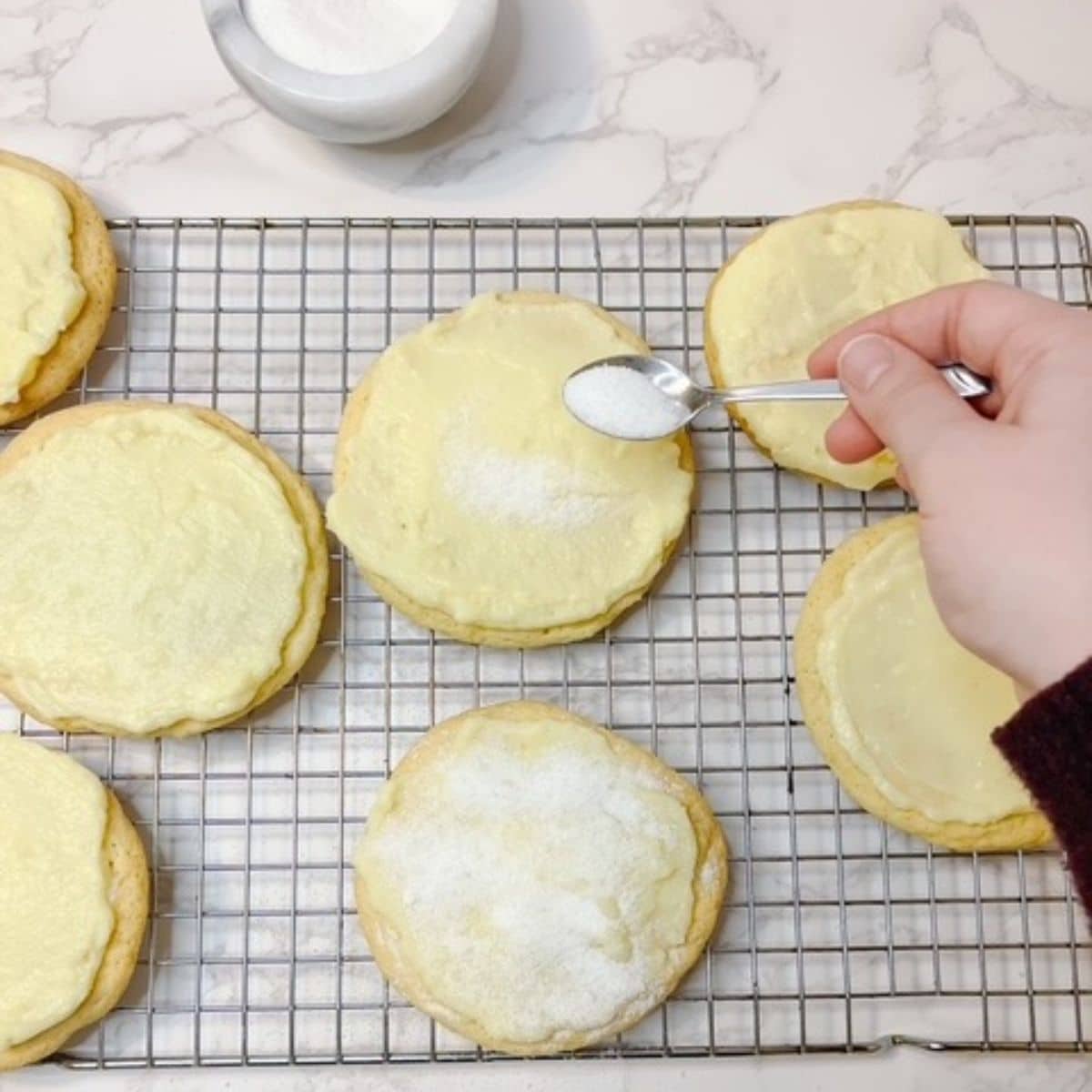 Add a sugar coating to the top of the cookie