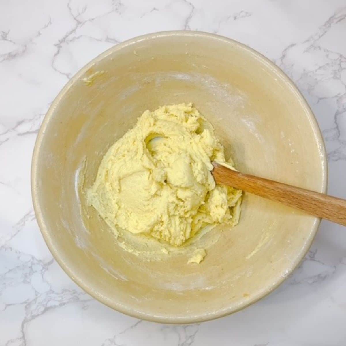 Fold in dry ingredients to the wet